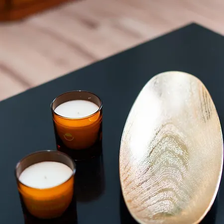 Apartment Select 7 *